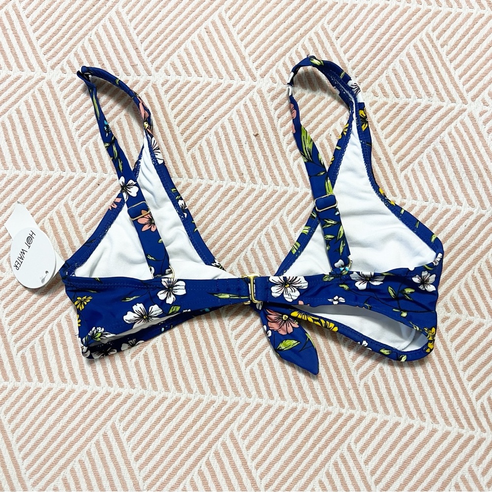 Hot Water Floral Bikini Top M NWT - Picture 2 of 4